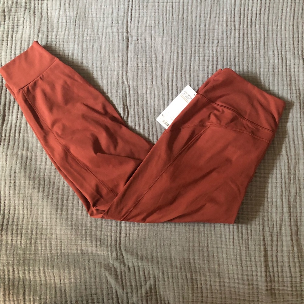 Athleta distance jogger cinnamon